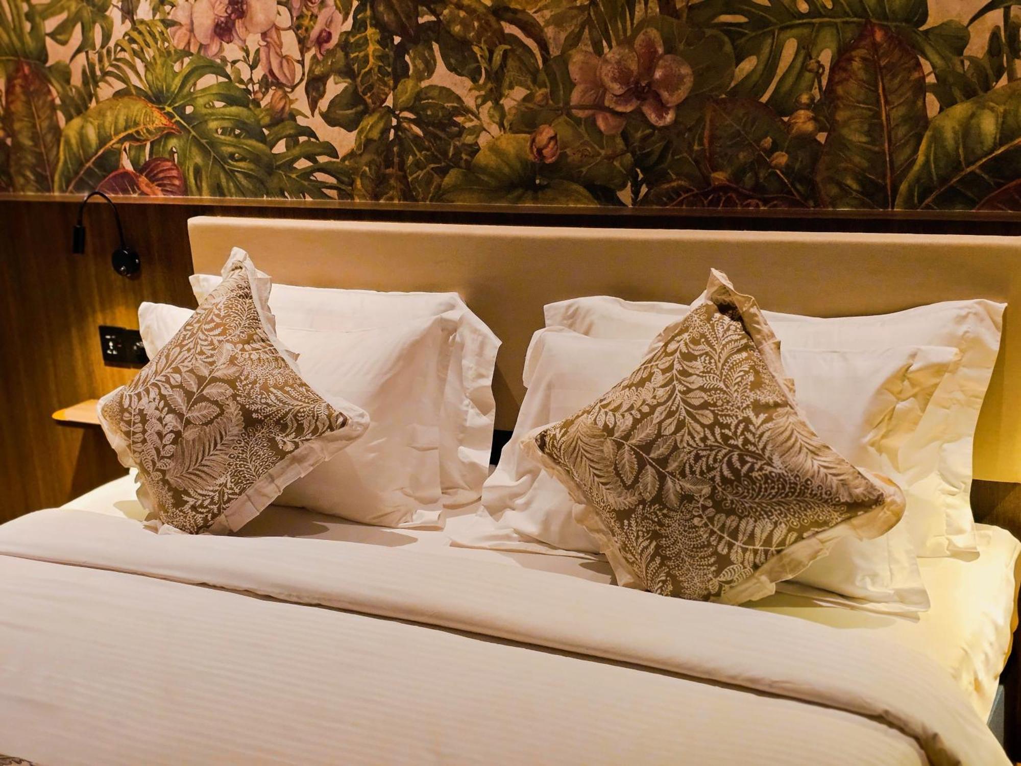 The Palm Suite At Lava Mansion George Town Zewnętrze zdjęcie